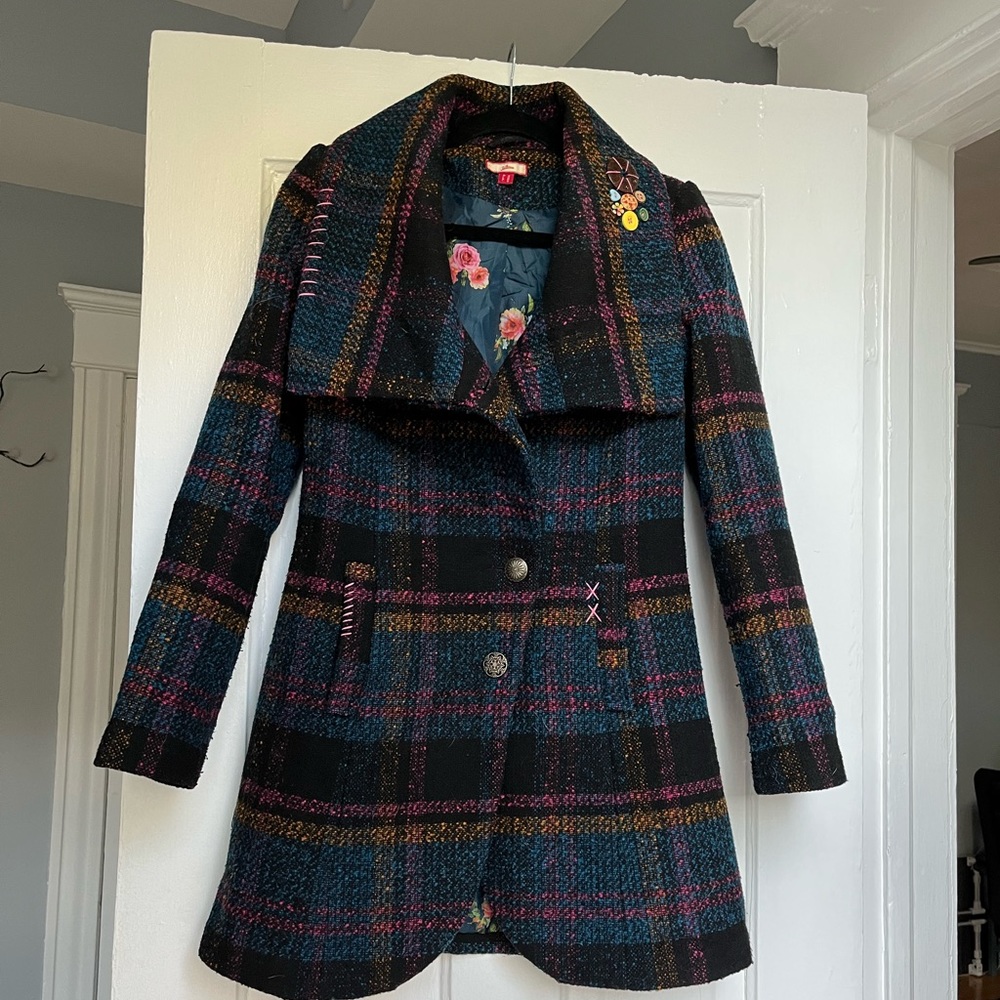 Adorable plaid coat size 6 from Modcloth